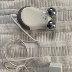 Nuface mini-gently used